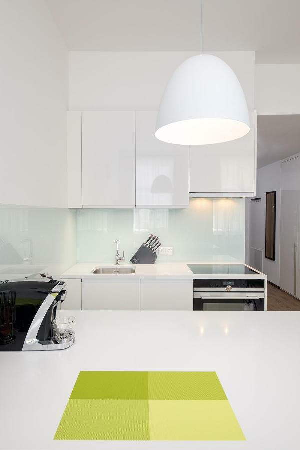 Apartment Near City Centre With Parking Place Prag Eksteriør billede